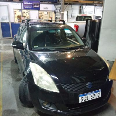 BARRAS NEGRAS EN SUZUKI SWIFT