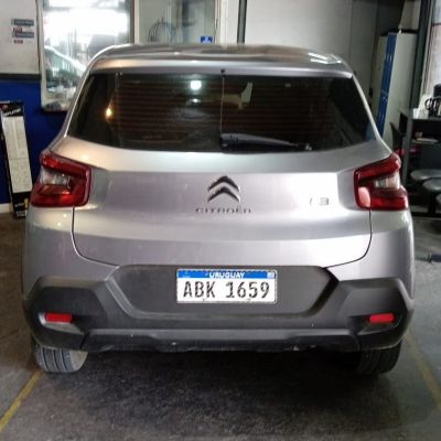 CITROEN C3 ANTES DE INSTALAR BARRAS DE TECHO Y GOTEROS