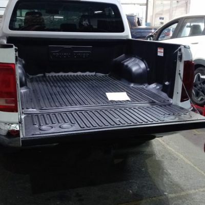 CUBRE CAJA TRUCK LINER CON BORDE DE AMAROK 