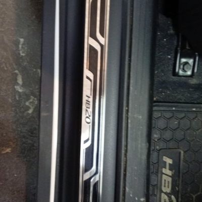 CUBRE ZOCALOS TH PARTS EN HB20