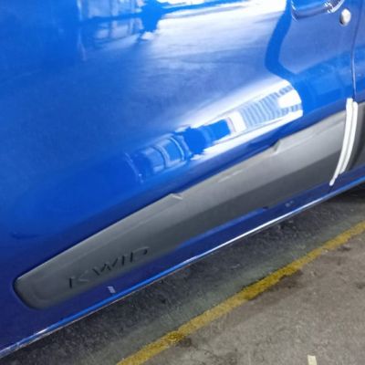 MOLDURA DE PUERTA KWID