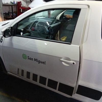 SAVEIRO ANTES D EINSTALR LAMINAS EN VIDRIOS