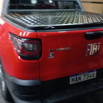 TAPA RIGIDA TRIFOLD EN STRADA