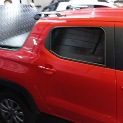 TAPA TRIFOLD EN STRADA